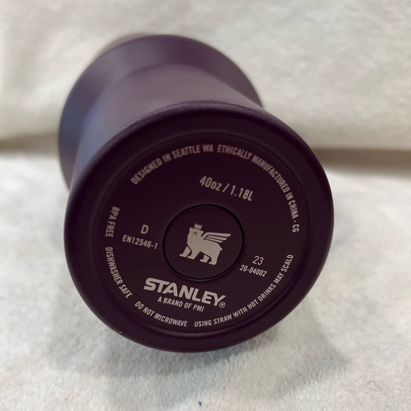 Stanley Quencher 40oz Plum - Picture 8 of 11